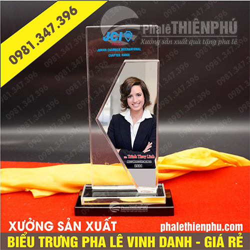 quà tặng vinh danh đứng đôi