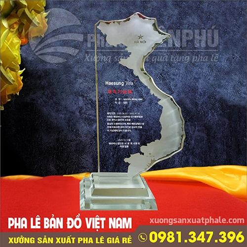 kỷ niệm chương pha lê bản đồ việt nam