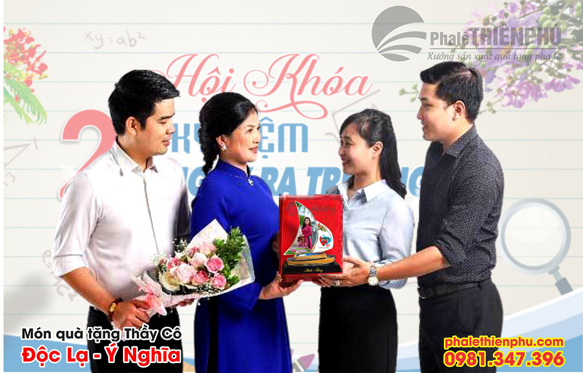 pha lê in ảnh thầy cô