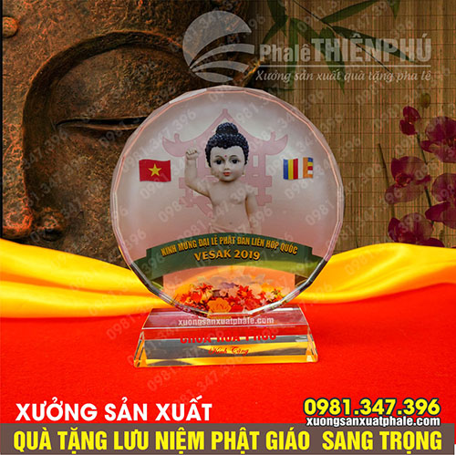 quà tặng lưu niệm phật đản