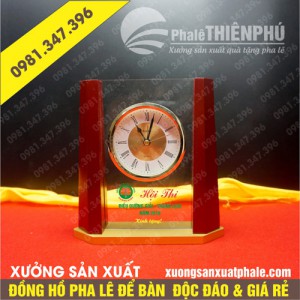 Đồng hồ gỗ lưu niệm