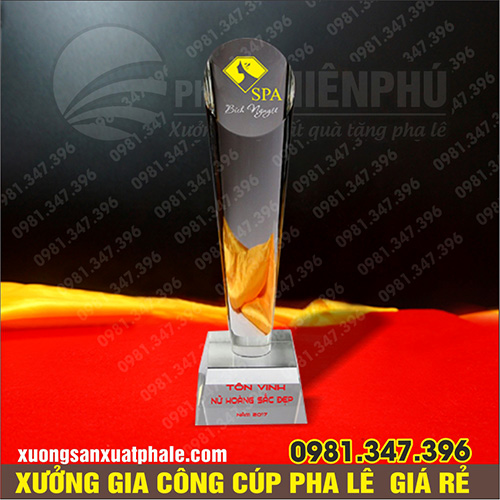 Cúp pha lê hình trụ tròn