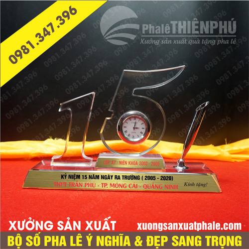 Bộ số pha lê 15 năm ra trường