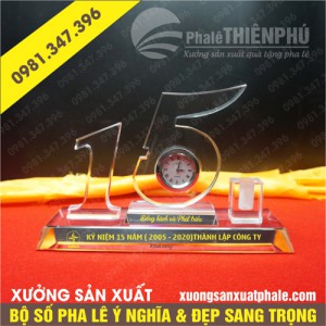 Bộ số pha lê 15 năm cắm bút