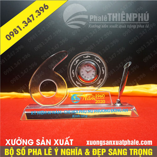 Bộ số kỷ niệm  60 năm để bàn