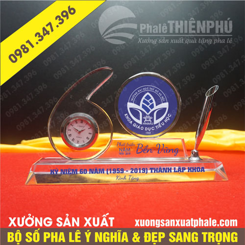 Bộ số pha lê 60 năm thành lập công ty