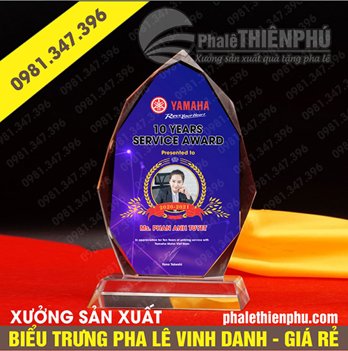 Biểu trưng vinh danh chóp đứng