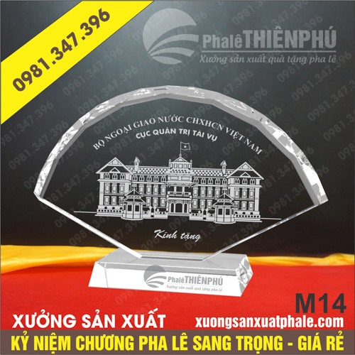 Kỷ niệm chương pha lê 14